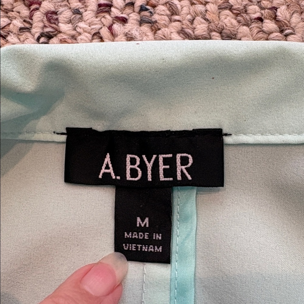 A. Byer Mint Green Open Front Women's Blazer. Medium - Picture 5 of 10
